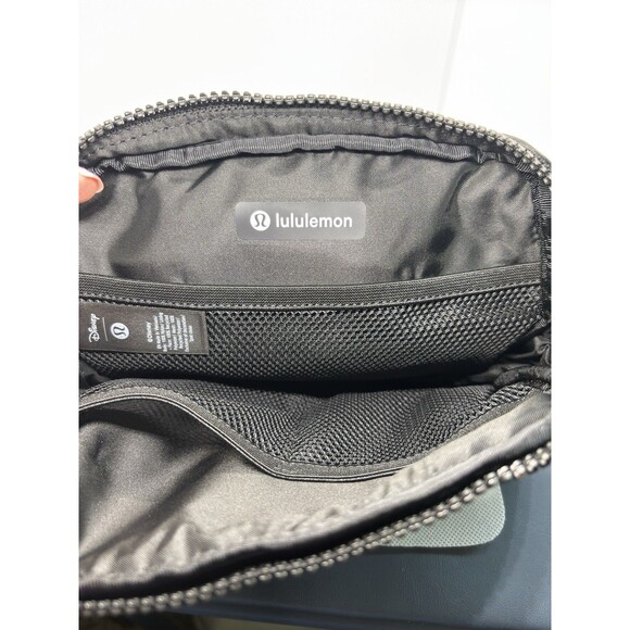 Lululemon x Disney Everywhere Belt Bag 1L Mickey in Motion Graphic NWT